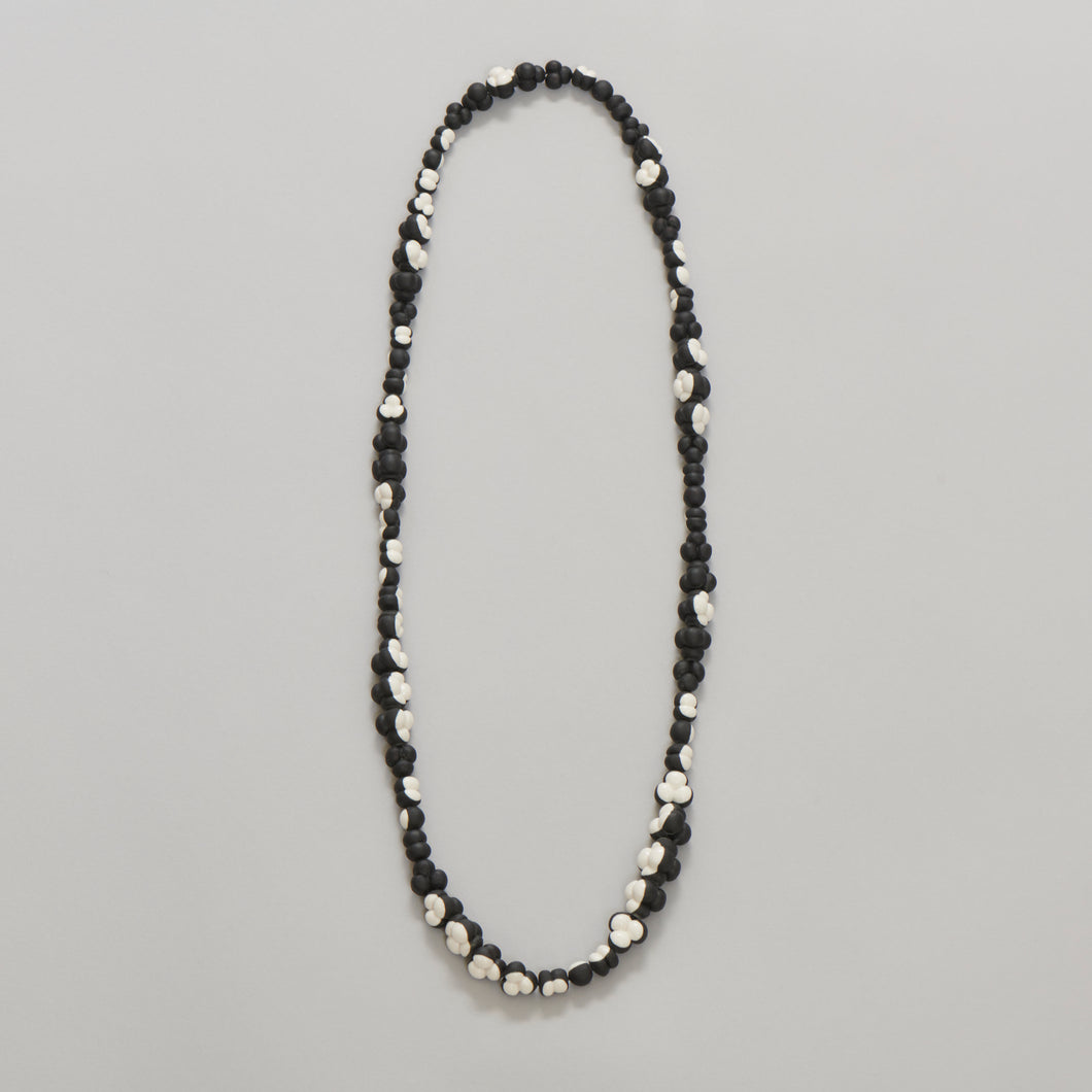 'Cluster No.1-5' necklace