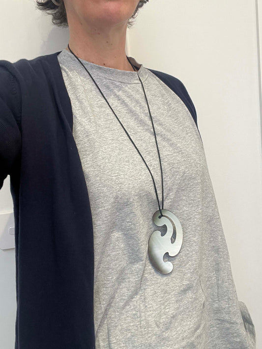 'French Curve' pendant - smaller