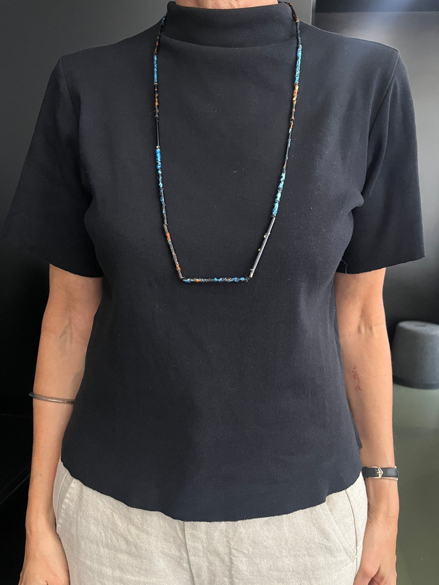 'Colours' necklace (black & blue)