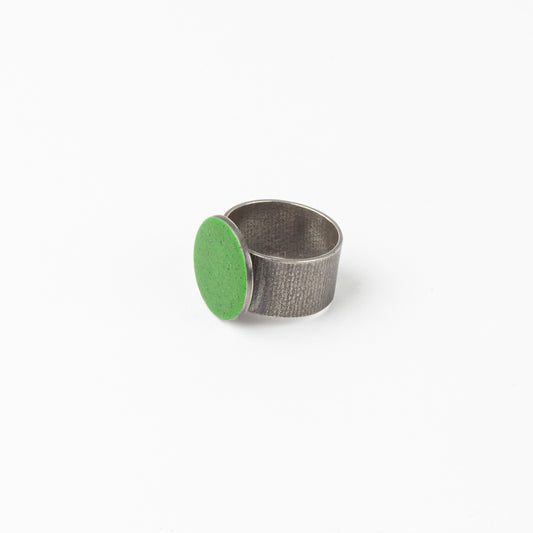 Enamel ring (green, small)
