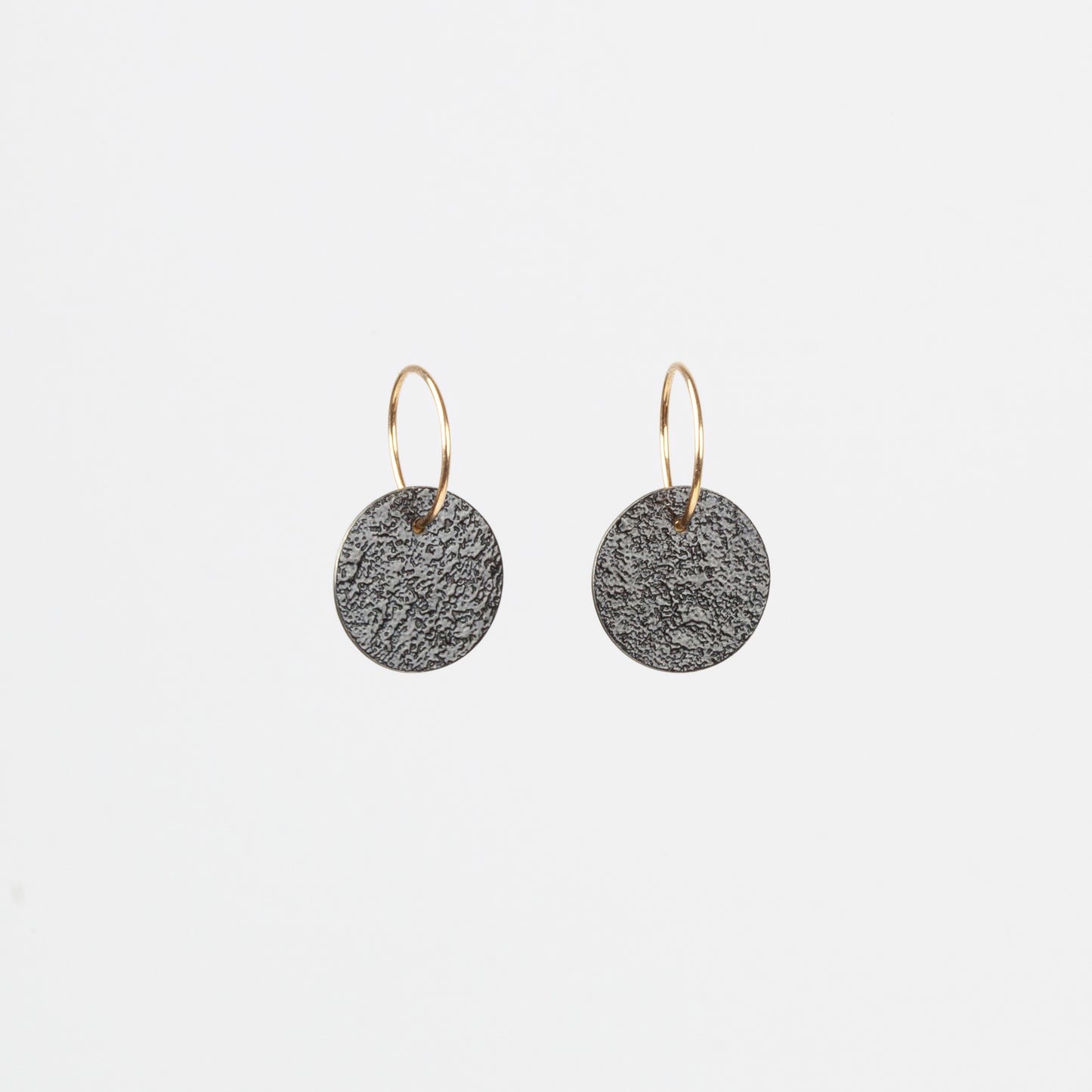 Enamel earrings (black)