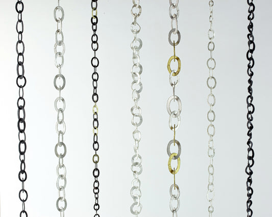 'Chains and Flowers' necklace (Mobius black)