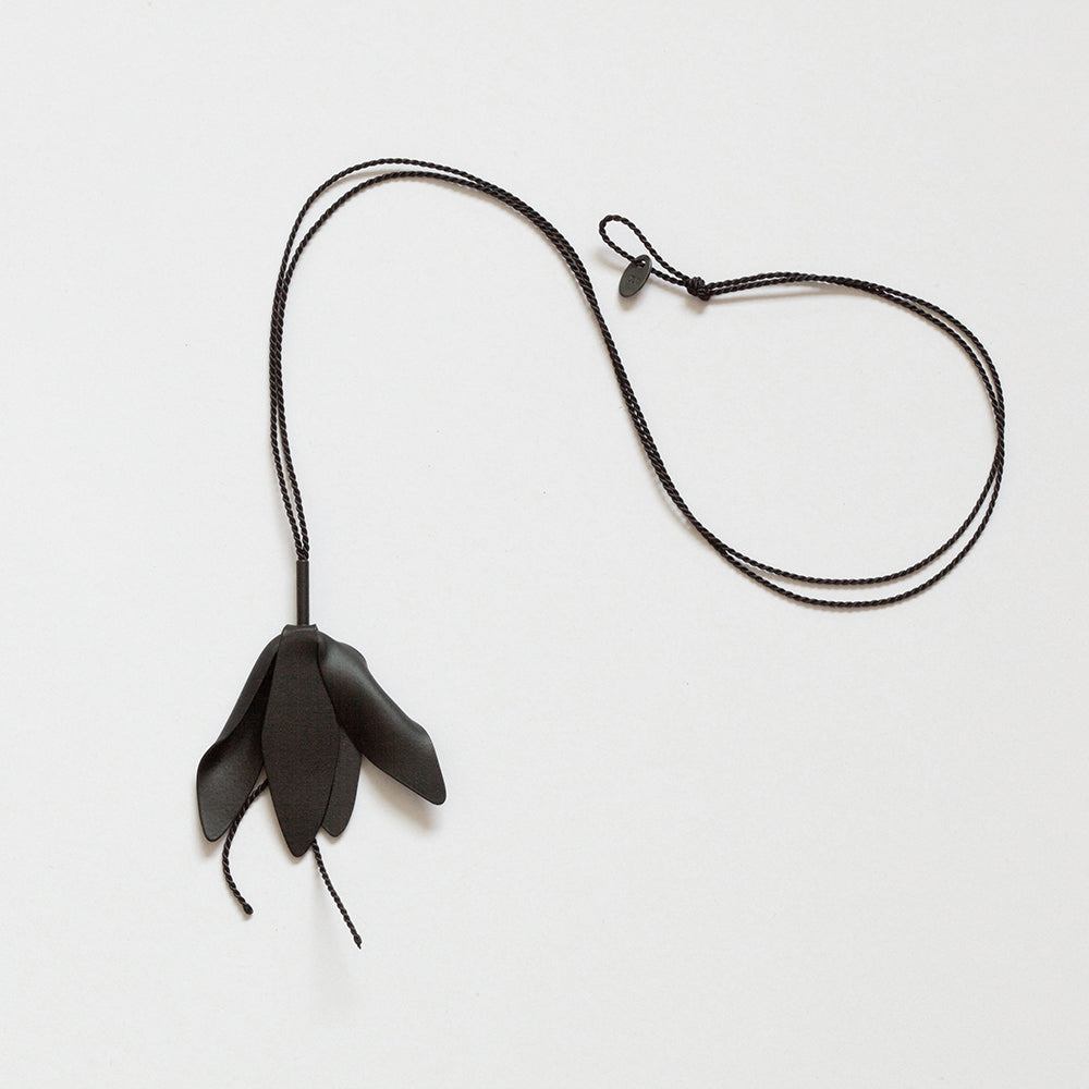 'Offerings: Wilted Champee' pendant (black)