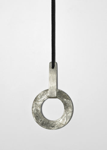 'CYCLE 29' pendant