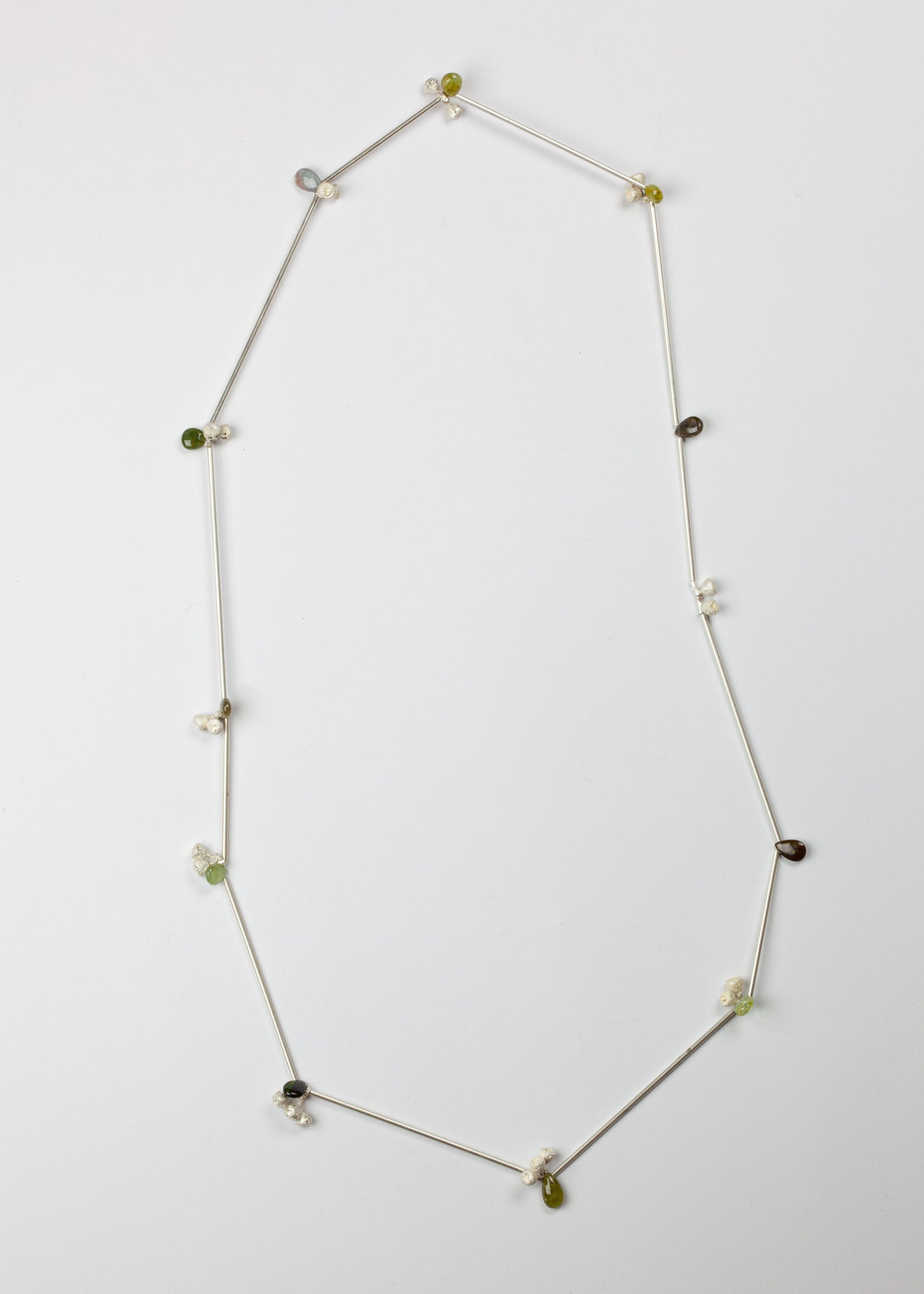 Green iolite and silver necklace