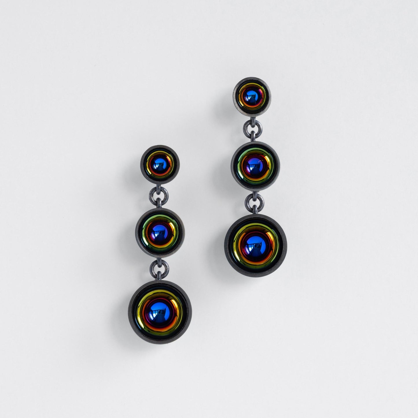 'Oculus earrings #17'