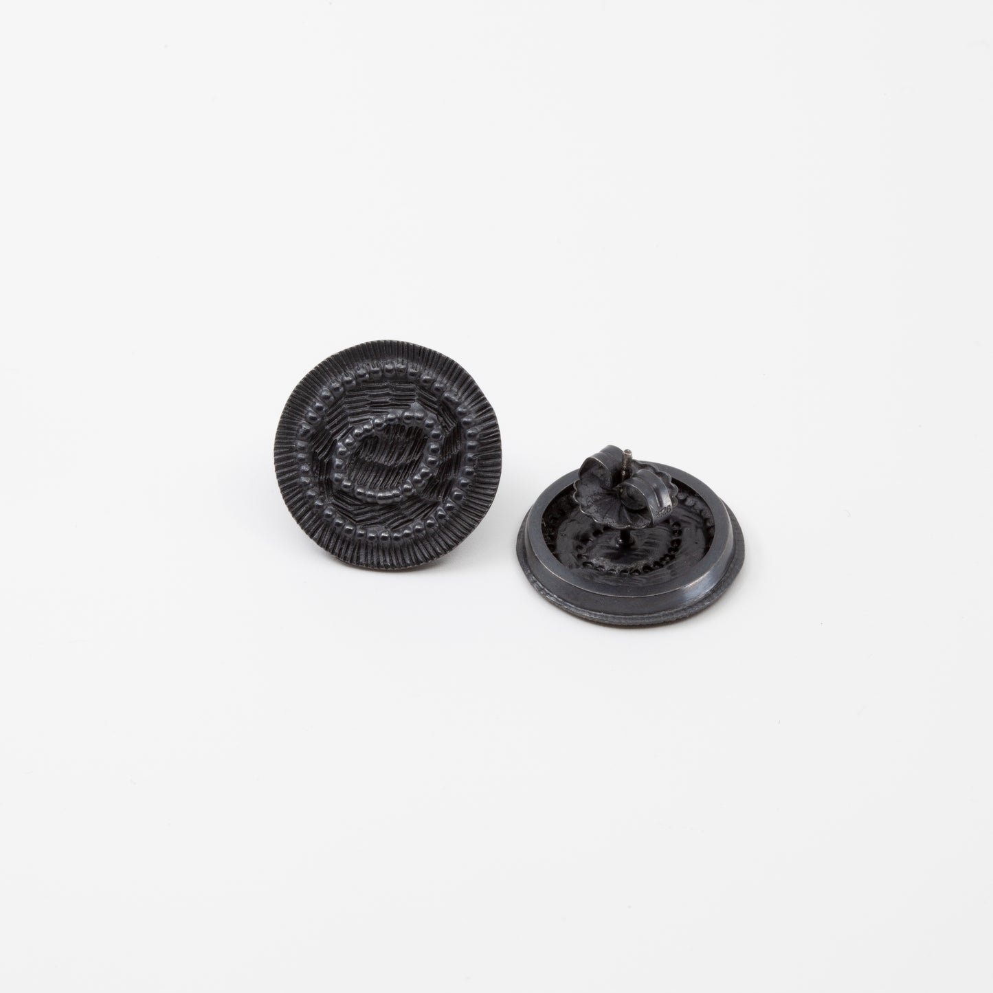 'Remnant' studs - black