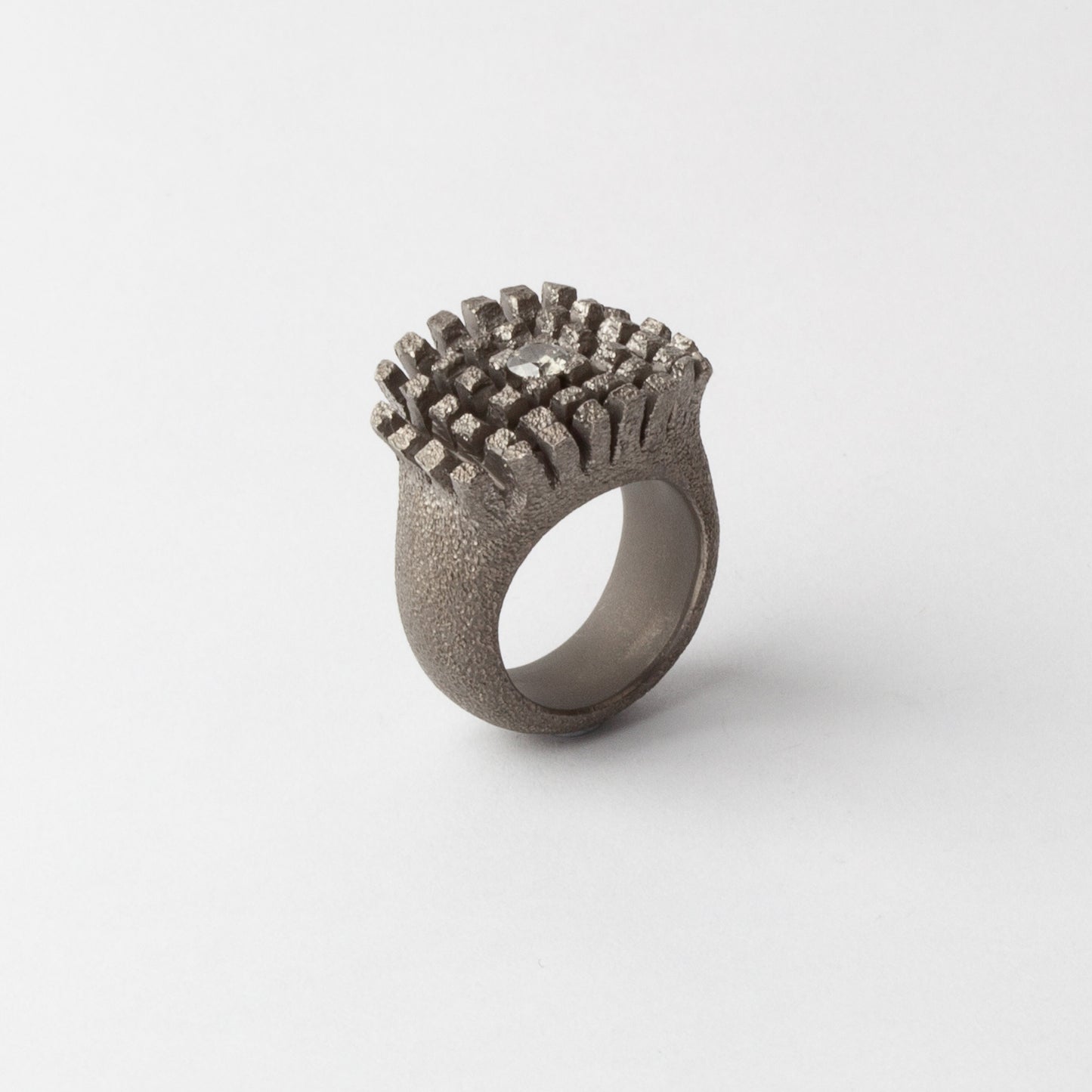 'Herbes folles' ring