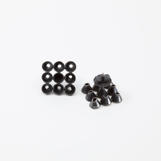 'Cone' stud earrings - black