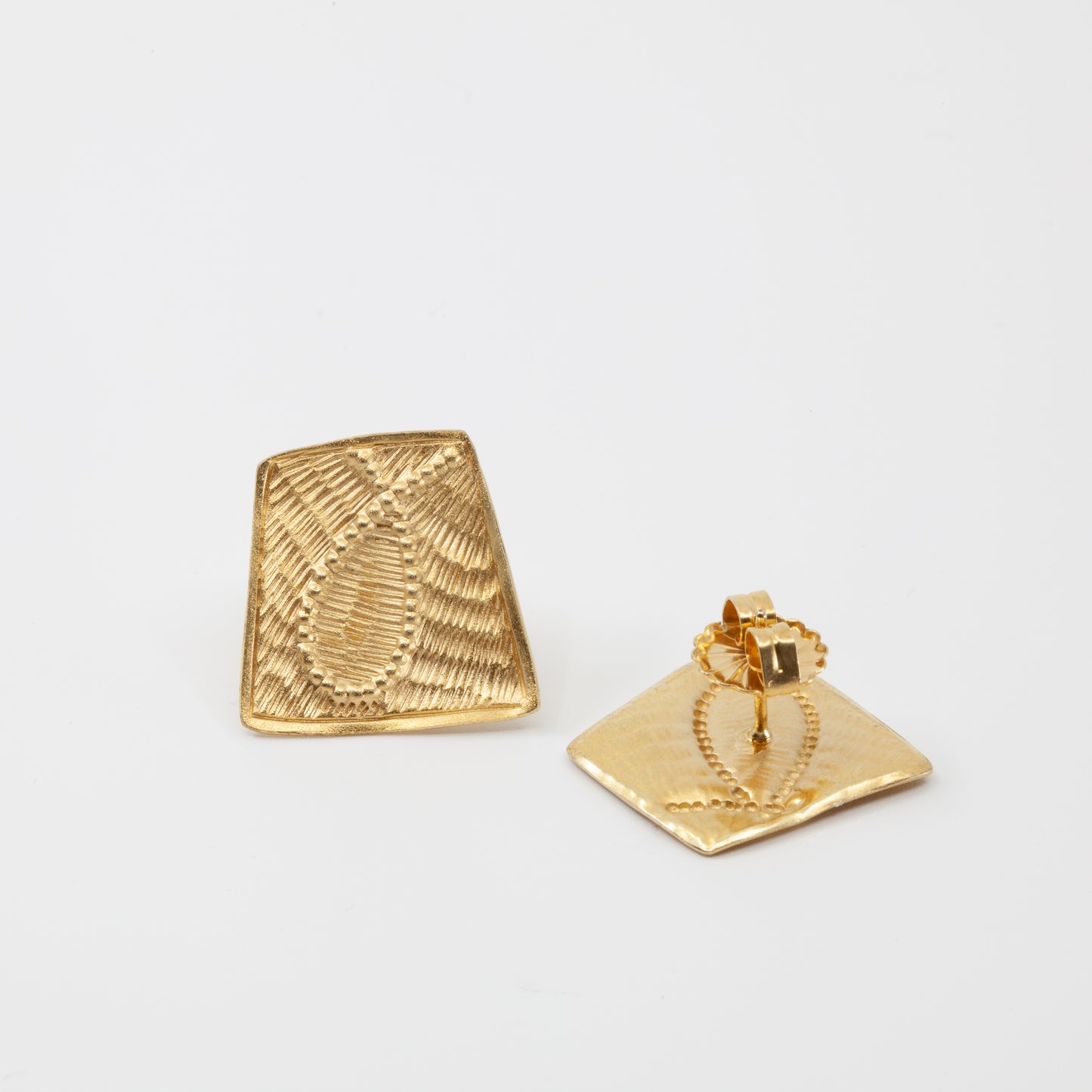 'Fragment' studs - gold