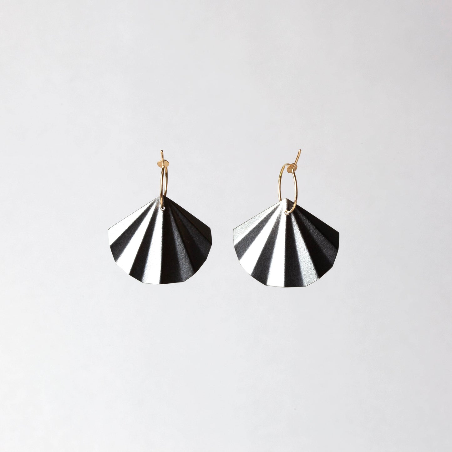 Shell earrings 1