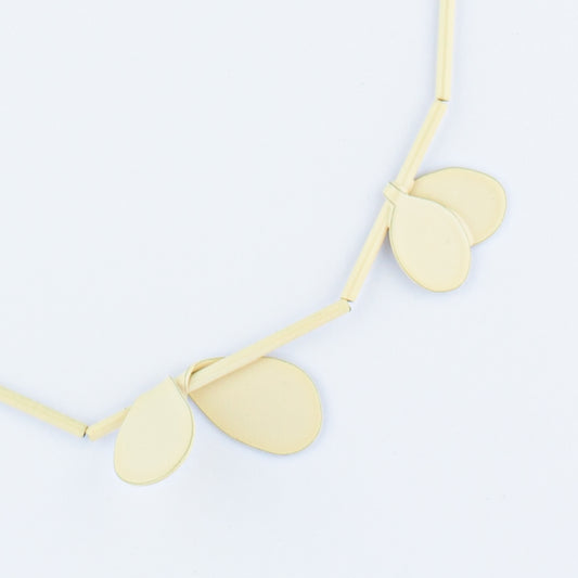 'Leaf' necklace - ivory