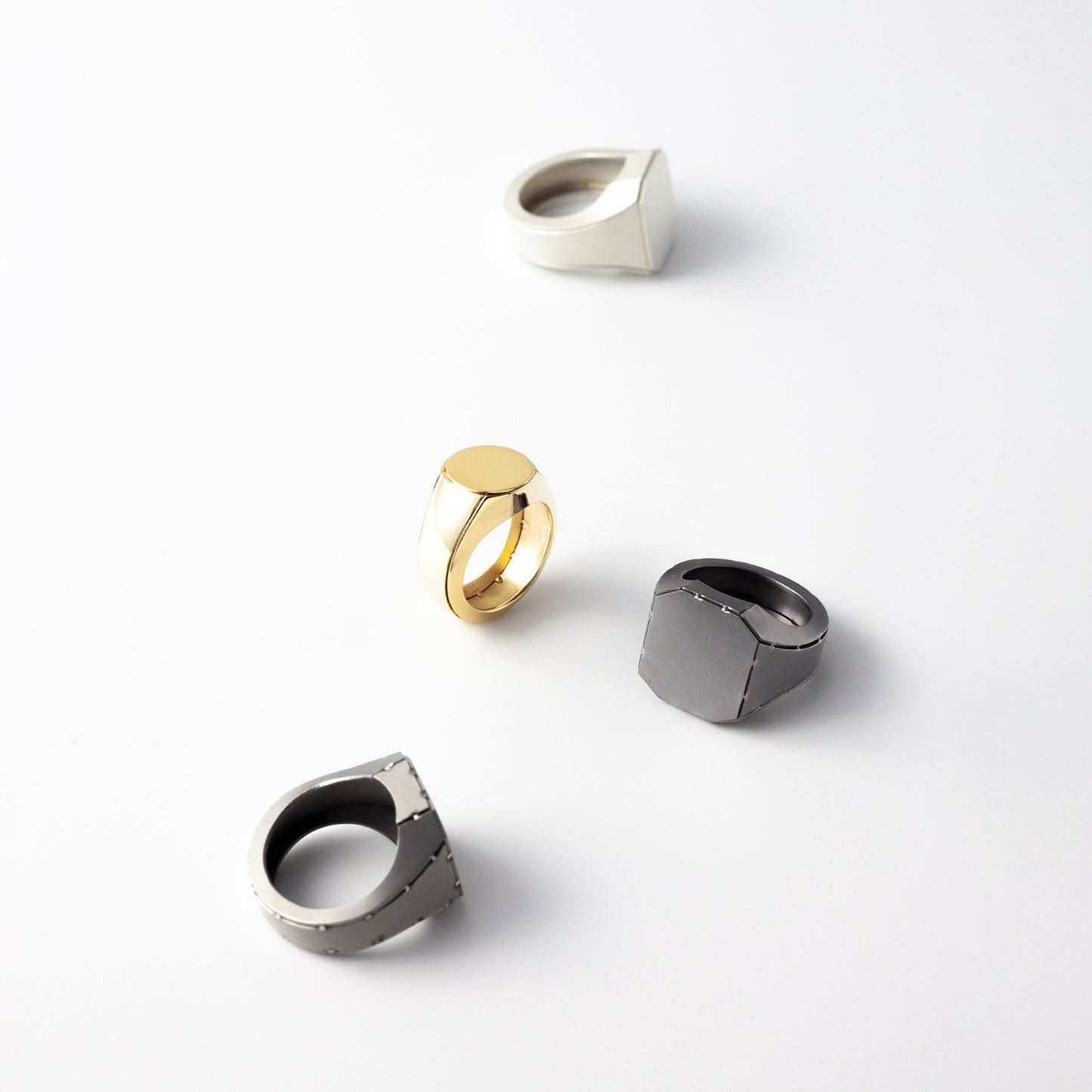 'Sign.et Antique' ring - dark grey