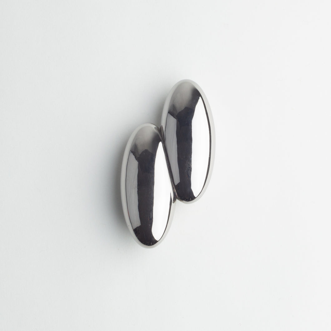 'Extra Button' - black rhodium ellipses