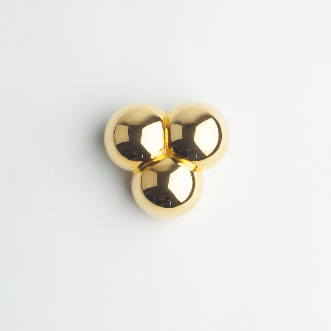 'Extra Button' - gold circles