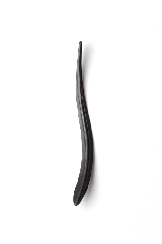 'Needle pendant #7 (Fierce lancewood, adult)'