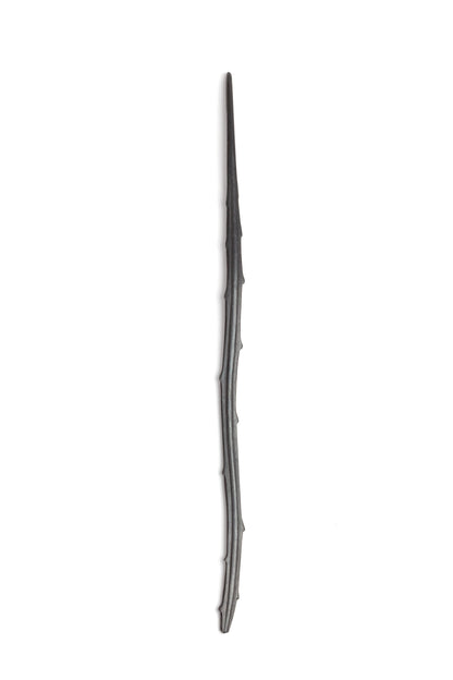 'Needle pendant #12 (Lancewood, juvenile)'