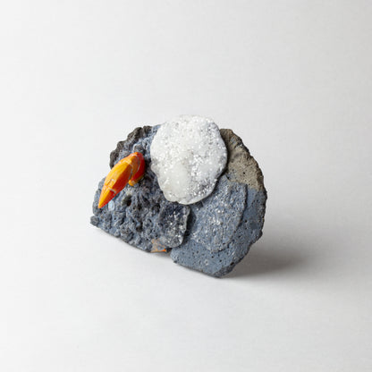 'August brooch (Rapujuhlat kuutamolla)'