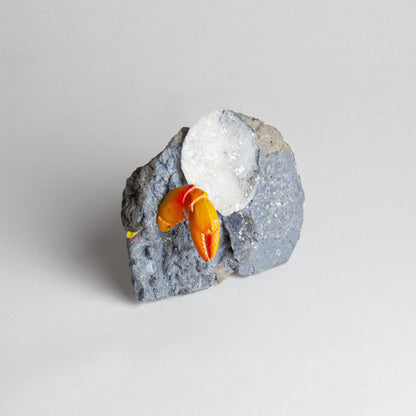 'August brooch (Rapujuhlat kuutamolla)'