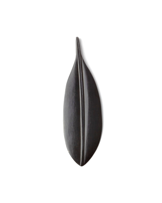 'Needle pendant #16 (Karaka)'