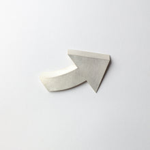 'Arrow' brooch