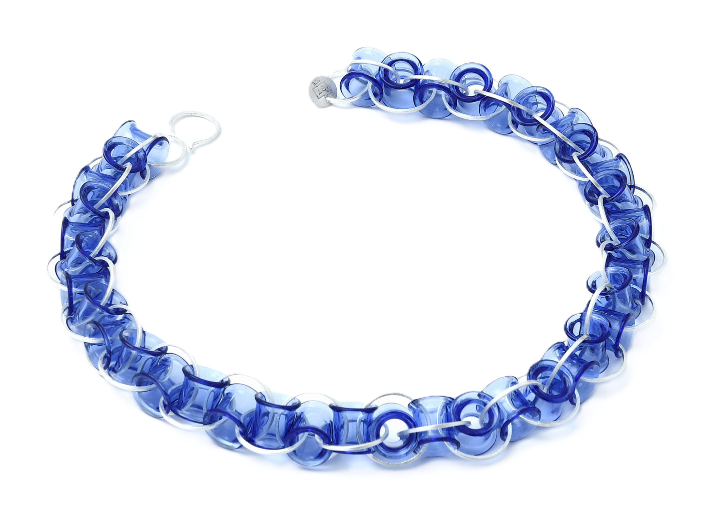 'Short Vertebrae' necklace - blue