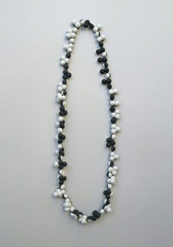 'Cluster 1-5 No.2' necklace