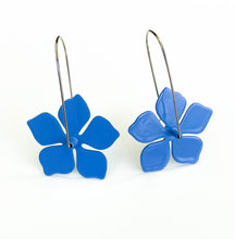 Flower Patch: Periwinkle earrings