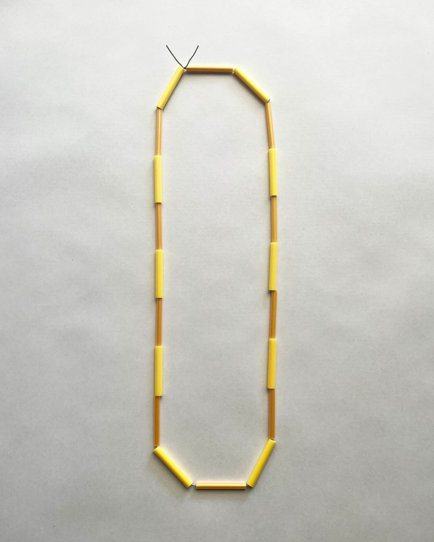 'Straws' necklace - yellow/yellow