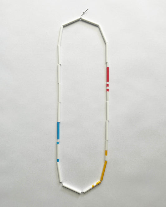 'Straws' necklace - white/primary