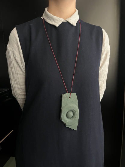 'Tweeter' pendant