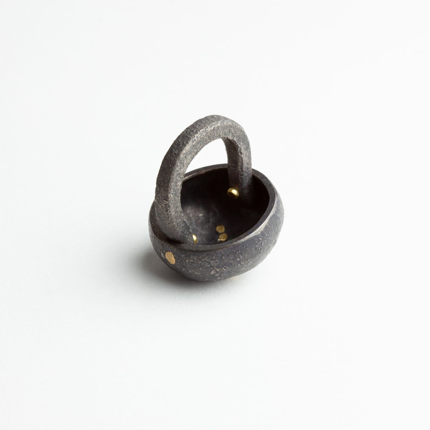 'X' ring