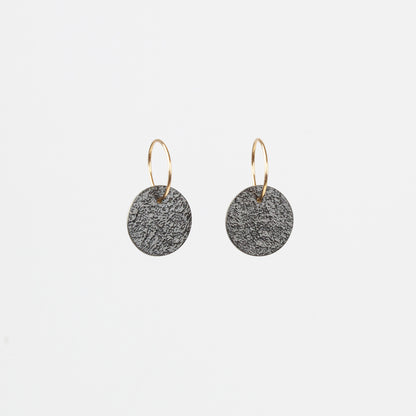 Enamel earrings (black)
