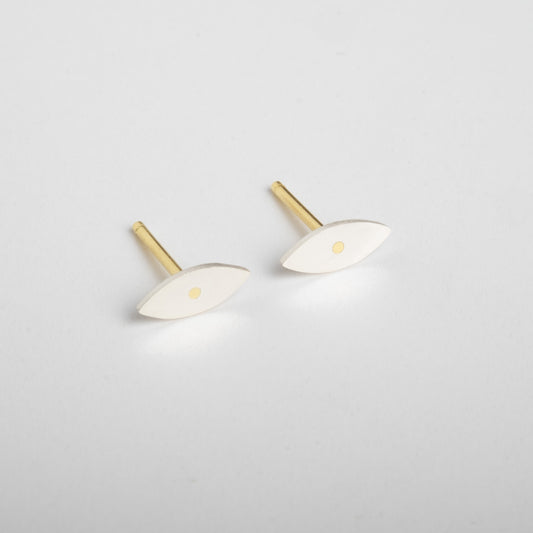 'Light in eye' stud earrings
