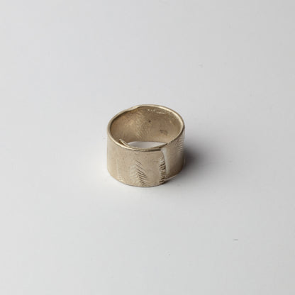 Cast wrap rings