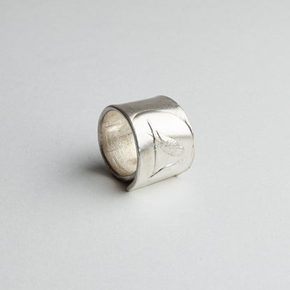 Cast wrap rings