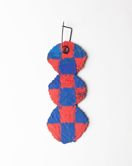Label brooch #114
