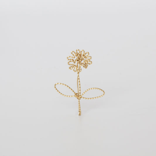 'Peed Flower' brooch