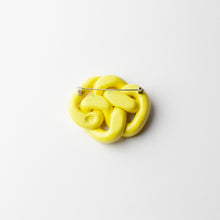 'Porcelain brooch' - yellow