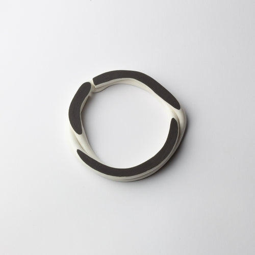 'Porcelain bracelet' - white & black