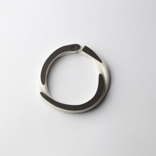 'Porcelain bracelet' - white & black