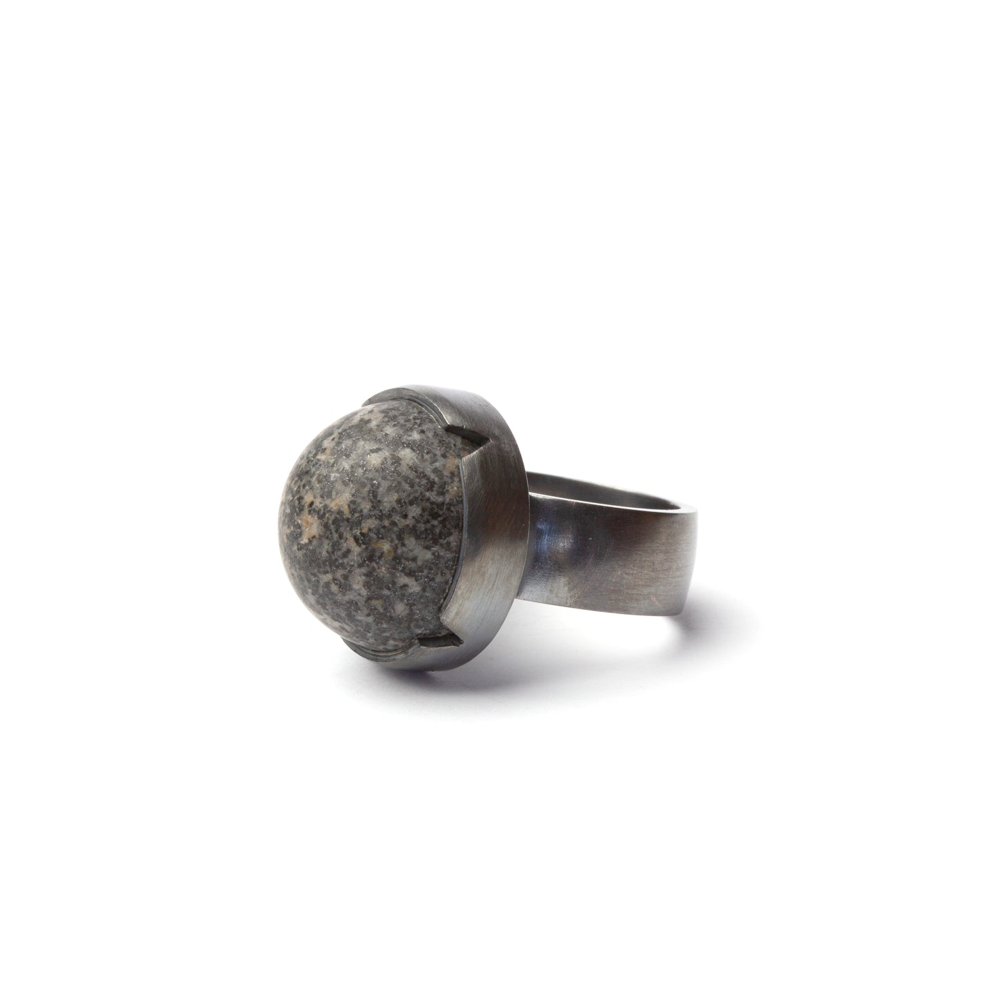 'Compass' rings (black)