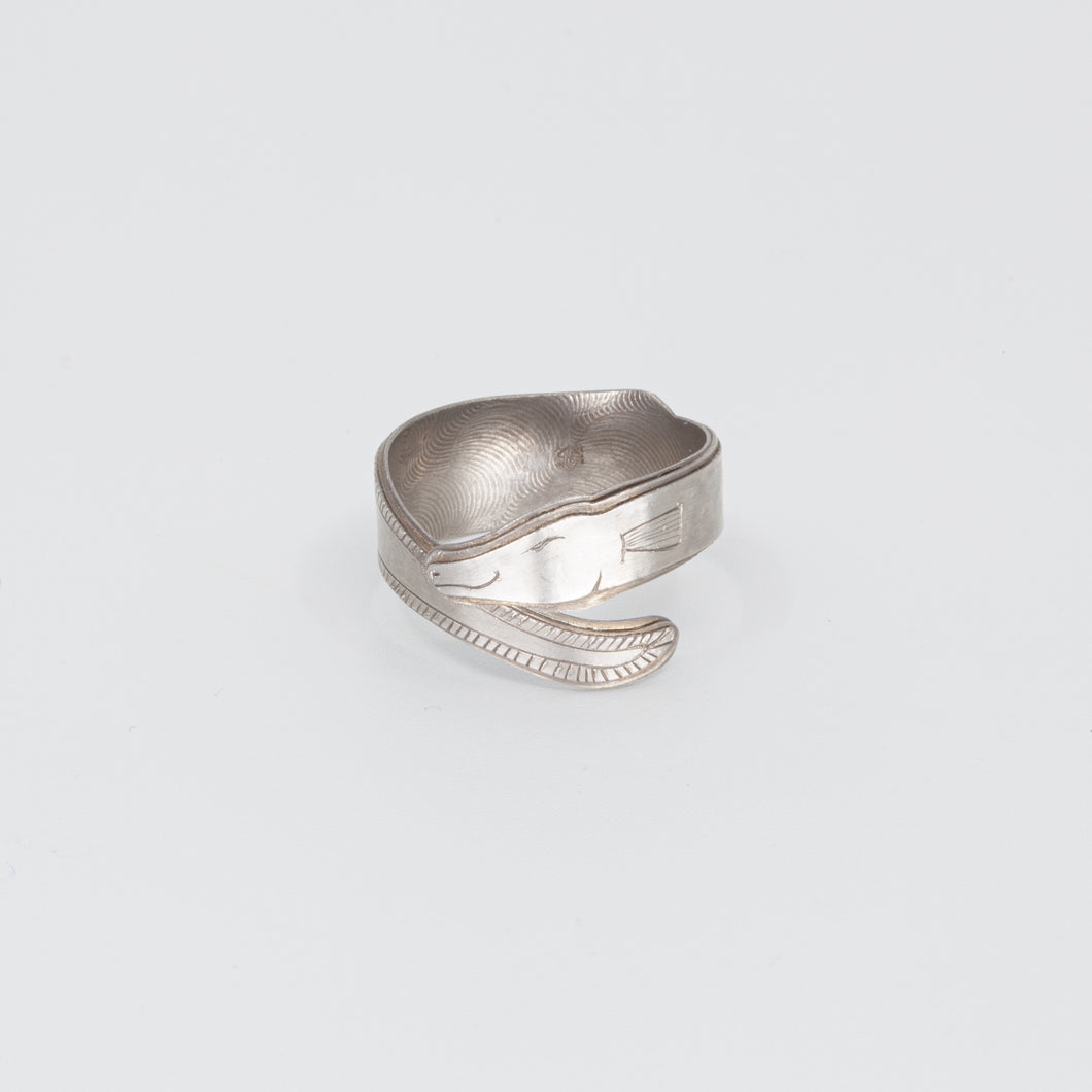 'Eel' ring