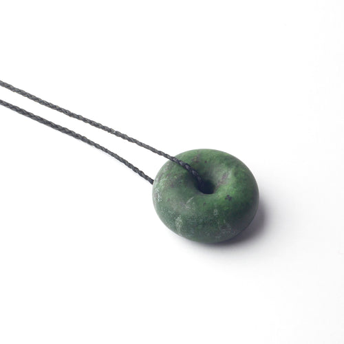 'Jump ring' pendants (jade)