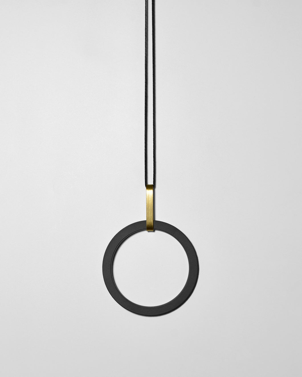 'CYCLE 32' pendant
