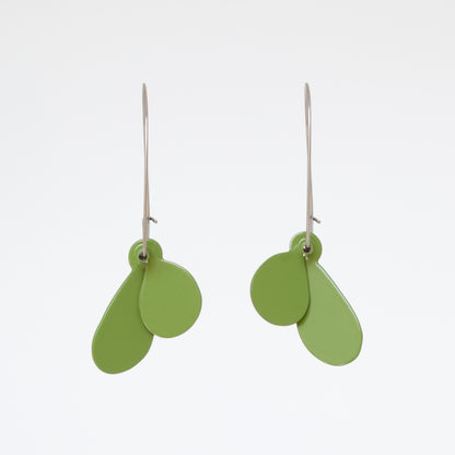 'Leaf' earrings - olive