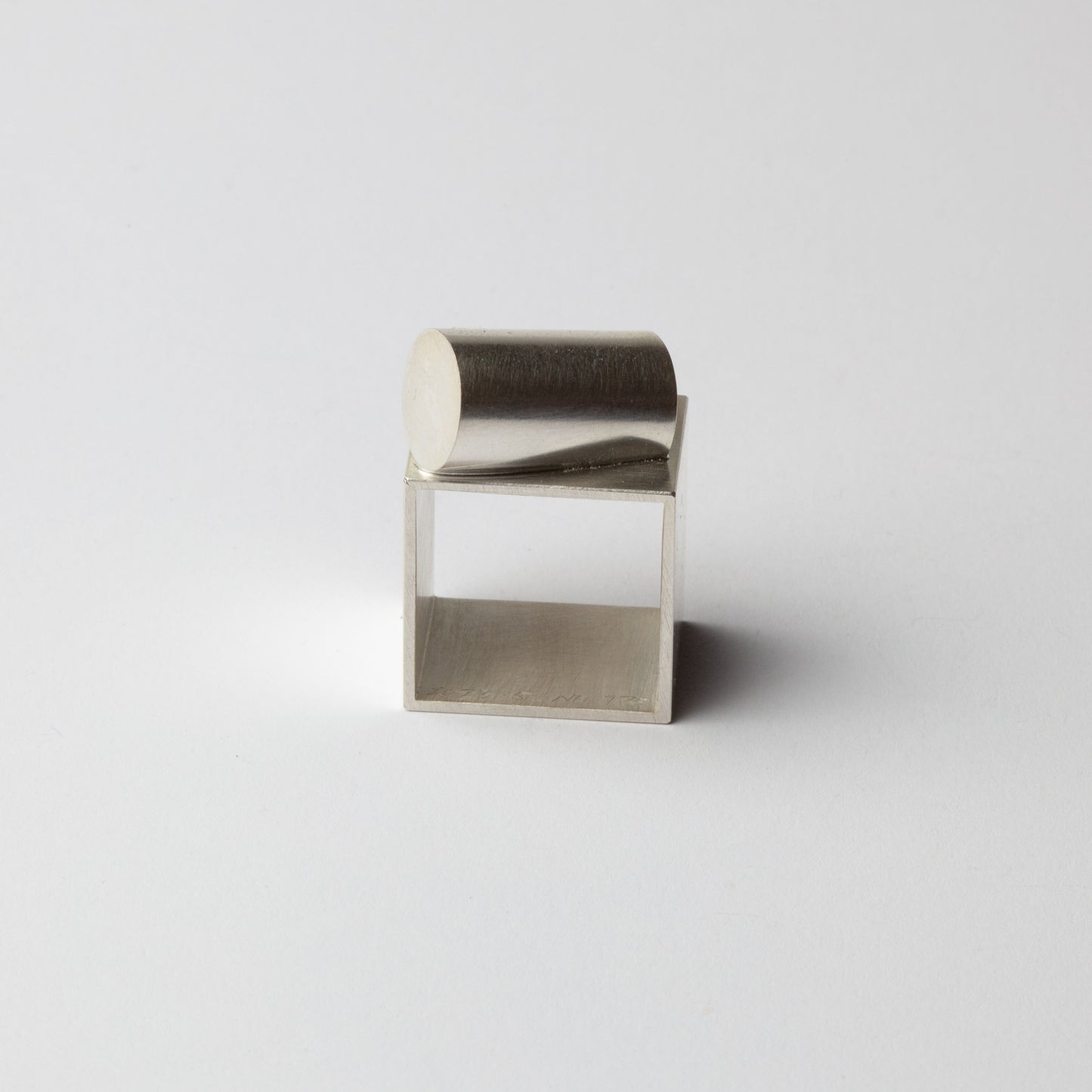 Cylinder ring
