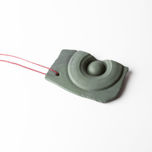 'Tweeter' pendant