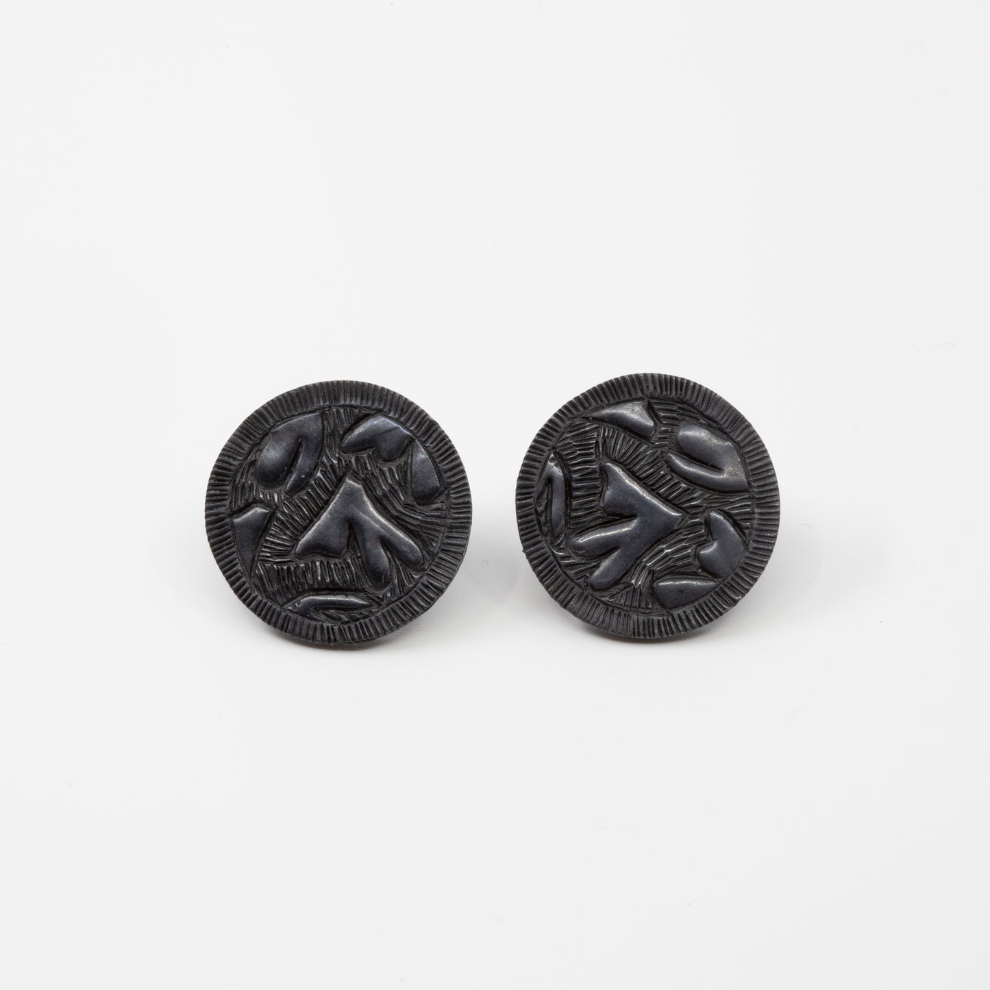 'Relic' studs - black