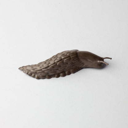 'Slug' brooch
